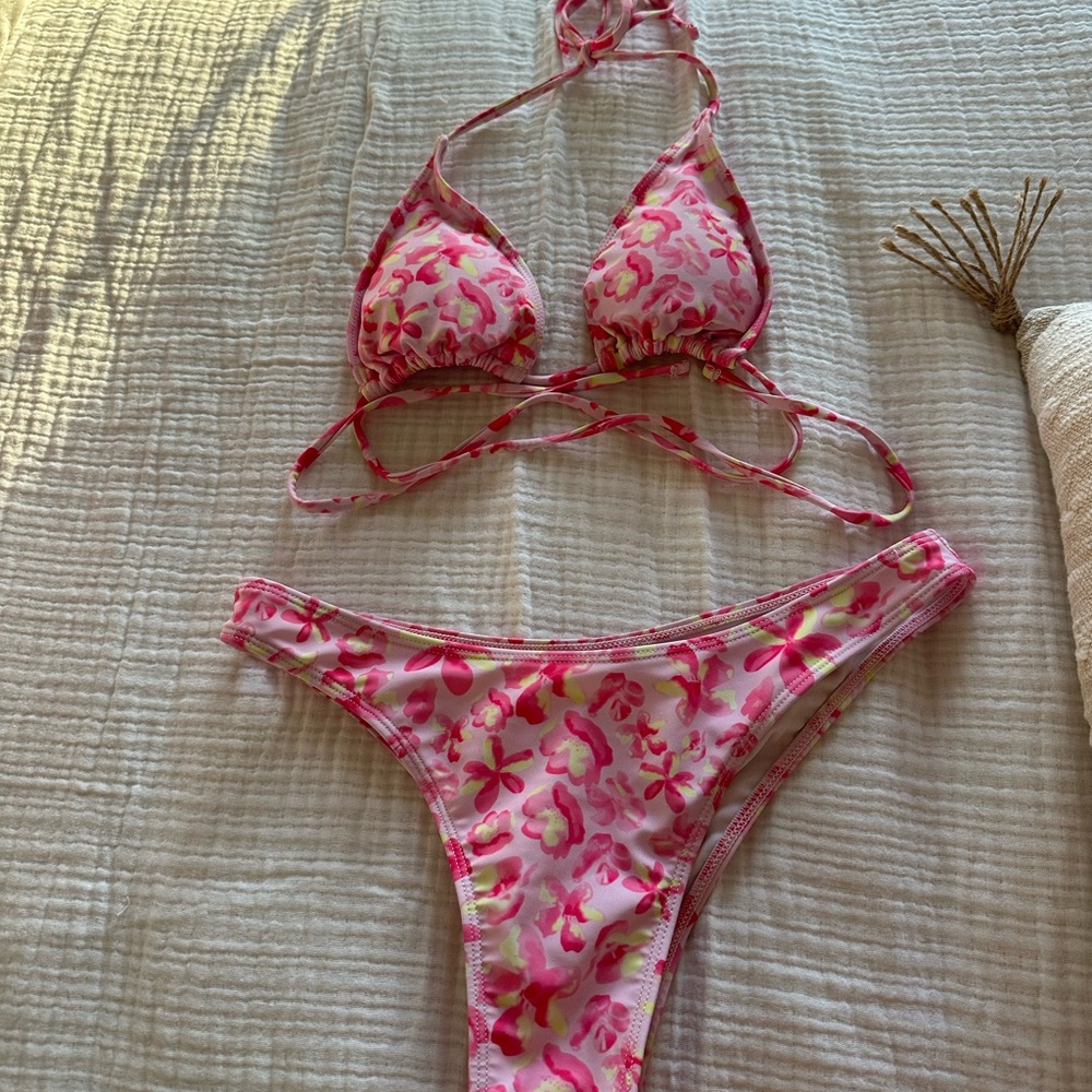 Amazon bikini set